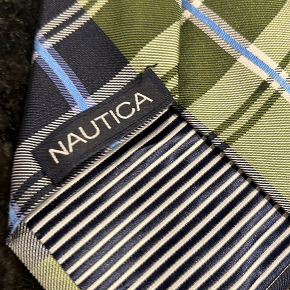 Set of four men’s dress ties - Picture 5 of 5